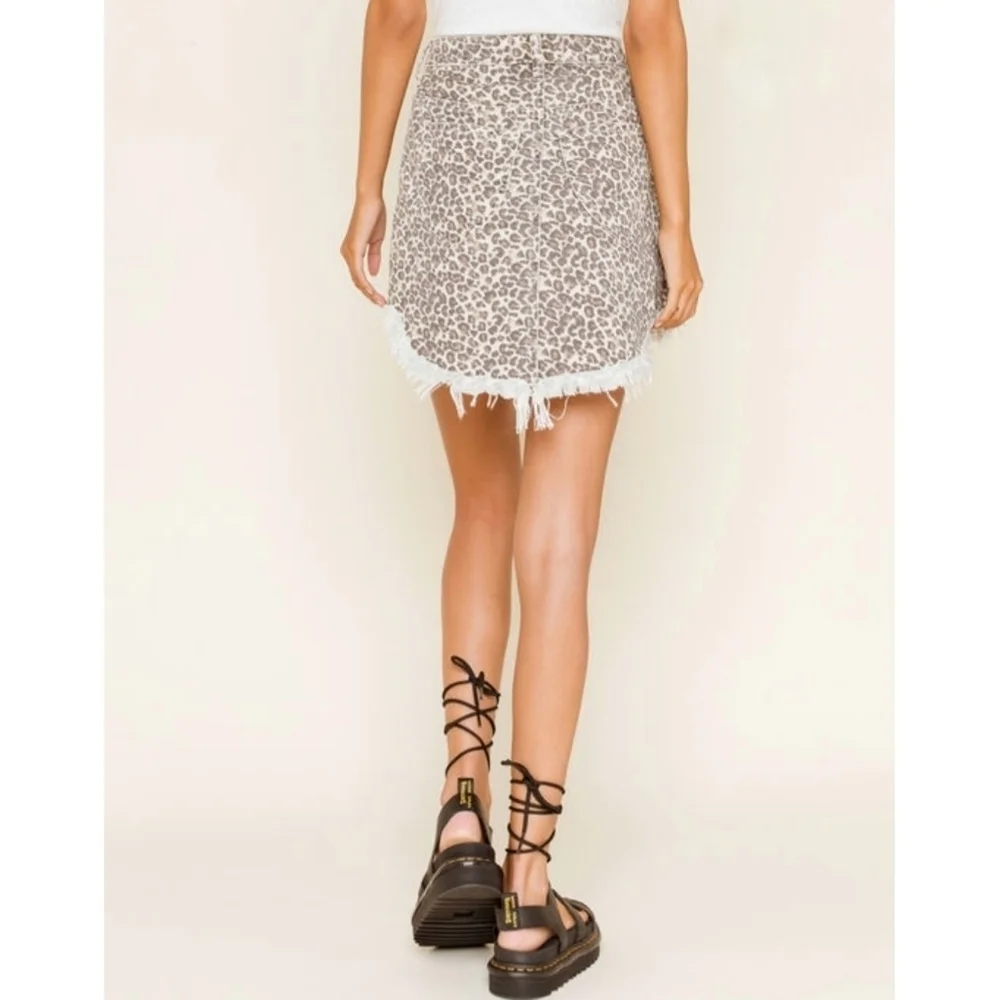 🌸 NEW Free People | Bailey Leopard‎ Print Denim Skirt 29